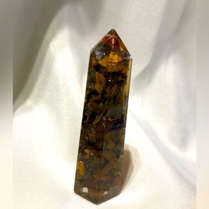 🔮Crystal tower (b2g1 free equal or lesser value)